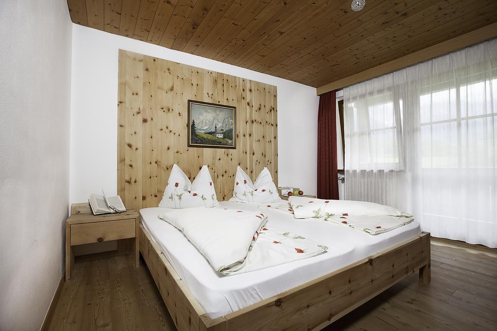 Hotel Messnerwirt Anterselva di Mezzo Eksteriør billede