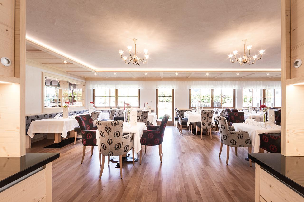 Hotel Messnerwirt Anterselva di Mezzo Eksteriør billede